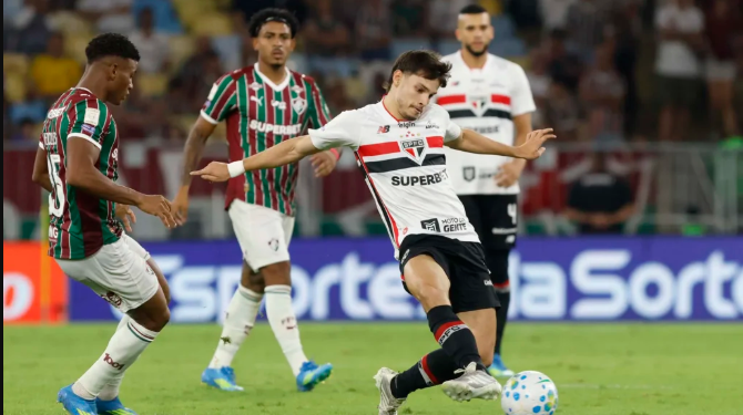 São Paulo perde do Fluminense no Maracanã
