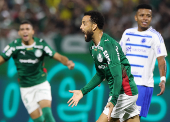 Palmeiras e Cruzeiros empatam em Barueri