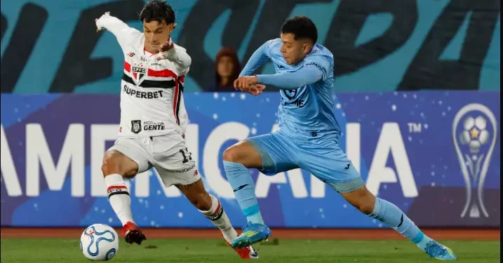 São Paulo empata com O’Higgins e segue na liderança do grupo na Sul-Americana