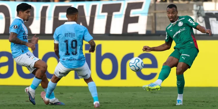 Palmeiras vence o Sporting Cristal e assume liderança do grupo na Libertadores
