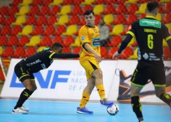 Magnus empata com Praia Clube na Arena