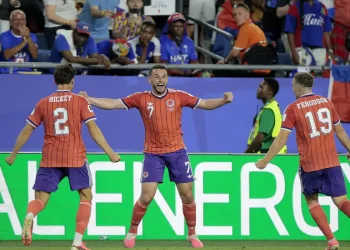 Escócia vence Haiti e vira líder do grupo do Brasil na Copa do Mundo
