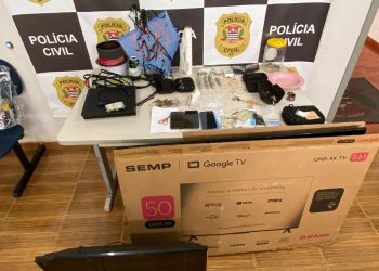 Investigação sobre tráfico leva à prisão de dupla e apreensão de objetos suspeitos em Iaras