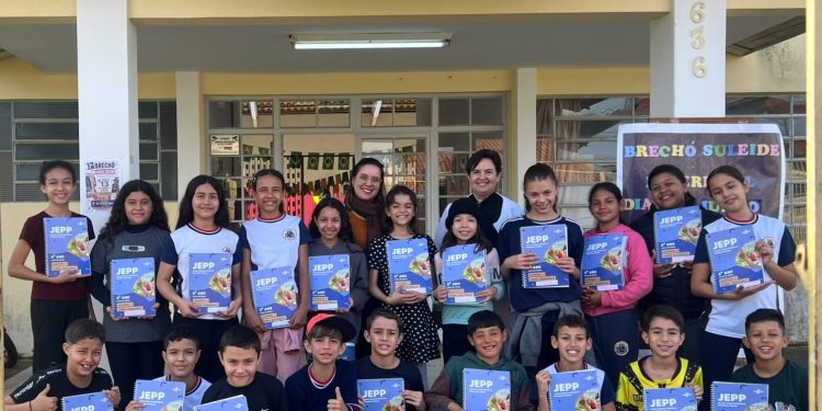 EDUCAÇÃO *Educação empreendedora é tema de projeto-piloto desenvolvido em escolas municipais*