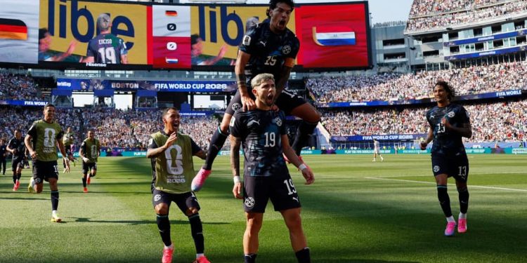 Nos pênaltis, Paraguai elimina a Alemanha e avança às oitavas na Copa