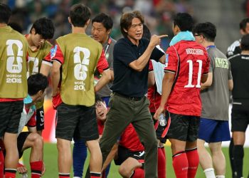 Técnico da Coreia do Sul pede demissão após eliminação na Copa do Mundo