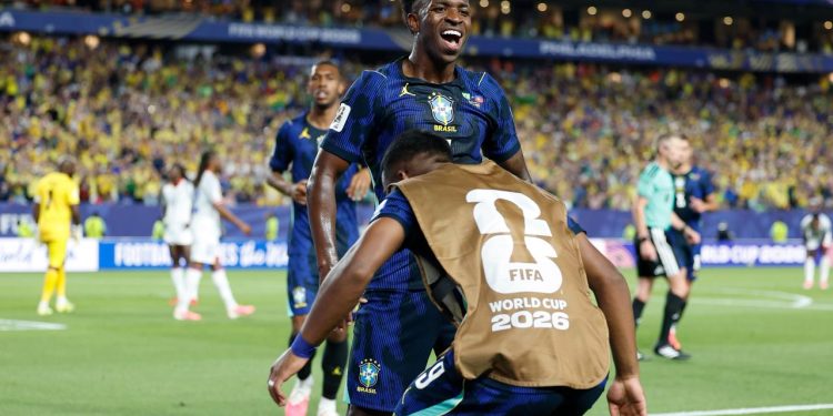 Brasil vence o Haiti e lidera grupo na Copa do Mundo