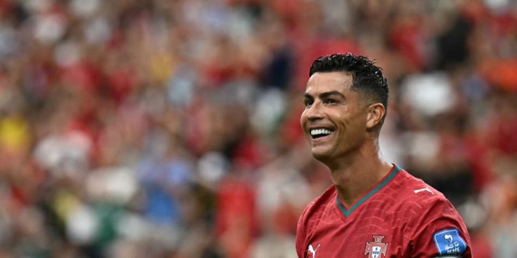 Cristiano Ronaldo brilha, e Portugal goleia o Uzbequistão na Copa do Mundo