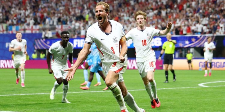 Inglaterra elimina RD Congo com dois gols de Kane e avança às oitavas