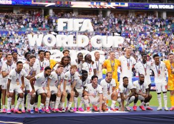 Inglaterra leva 3ª lugar e Mbappé vira maior artilheiro das Copas
