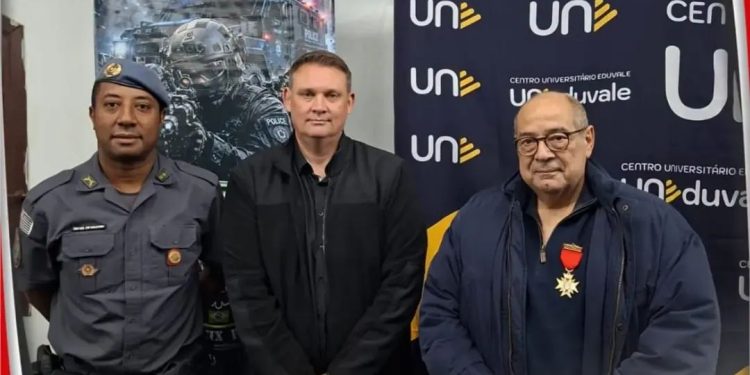 ENCONTRO INSTITUCIONAL REFORÇA PARCERIA COM A TEAM SIX BRAZIL SWAT