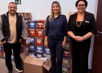 *SOLIDARIEDADE* *Fundo Social recebe doação delitros de leite do Ecoblue Resort Avaré*