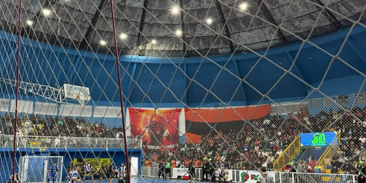 *ESPORTES* *Ginásio Kim Negrão tem lotação máxima com nova rodada da Copa iGO de Futsal*