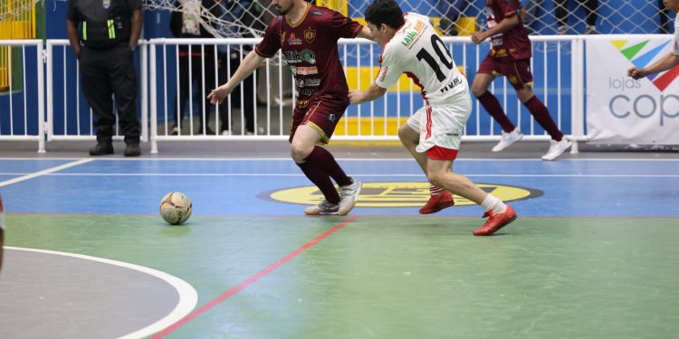 *ESPORTES* *Copa iGO de Futsal Avareense entra na fase de mata-mata*