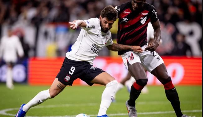 Corinthians e Athletico-PR ficam no empate sem gols na Neo Química Arena