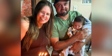 MORRE ENFERMEIRA DE 25 ANOS QUE MOBILIZOU CIDADE EM LUTA CONTRA MELANOMA AGRESSIVO