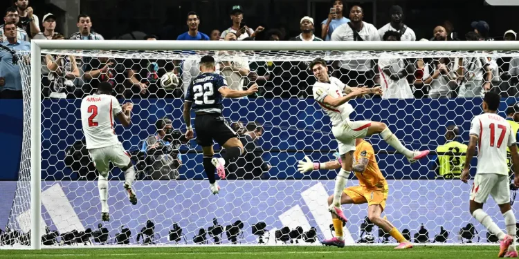 Com outra virada incrível, Argentina despacha Inglaterra e vai à final
