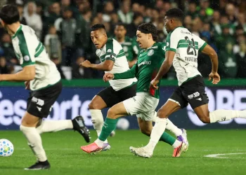 Palmeiras vence o Coritiba fora de casa pelo Brasileirão