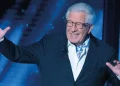 Morre Peppino di Capri, ícone da música italiana, aos 86 anos