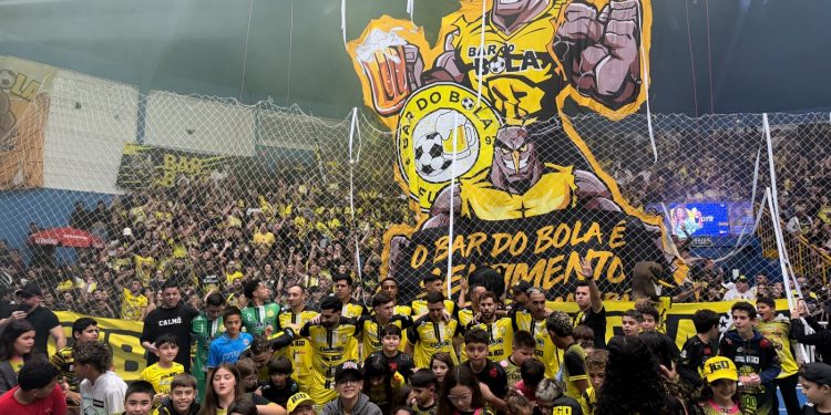 *ESPORTES* *Amigos do Zamba e Bar do Bola são campeões da Copa iGO de Futsal Avareense*