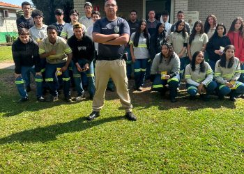 IARAS – Ação da Polícia Civil conscientiza jovens sobre vícios e seus impactos sociais