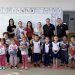 EDUCAÇÃO *Gestão Roberto Araujo entrega uniforme a alunos de creches e escolas municipais*