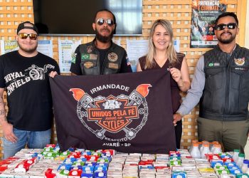 SOLIDARIEDADE *Fundo Social recebe doação de 200 litros de leite do Moto Club Unidos Pela Fé*