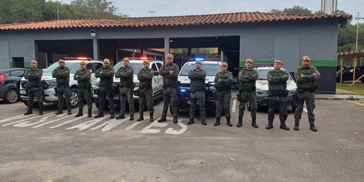 POLÍCIA MILITAR AMBIENTAL REALIZA OPERAÇÃO FRONTALIS PARA COMBATER IRREGULARIDADES NA CRIAÇÃO DE AVES SILVESTRES