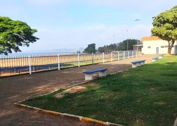 *ESPORTES*. *Orla do Costa Azul recebe aula de zumba todos os sábados* ,