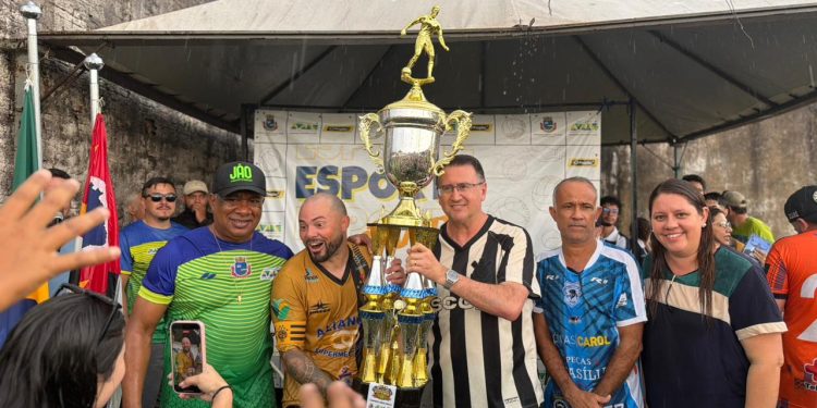 *ESPORTES* *Campeonato Municipal celebra os campeões Grêmio Vera Cruz e V.P. Shock*