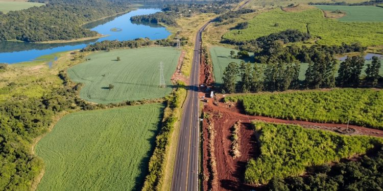Via Raposo completa seis meses com 147 km de asfalto recuperados