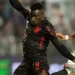 Santos perde do Athletico-PR e volta ao Z4 do Brasileirão