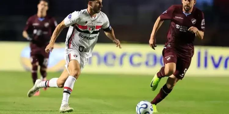 São Paulo vence o Bolívar e encara o Boca Juniors nas quartas de final da Copa Sul-Americana