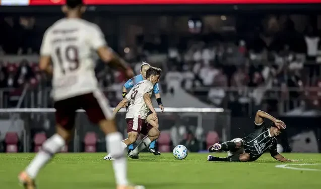 São Paulo cede empate ao Coritiba em retorno ao Morumbis