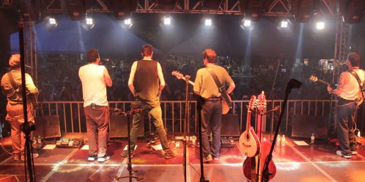 CULTURA *Confira as canções que vão disputar a 43ª Fampop, que acontece de 15 a 18 de outubro*