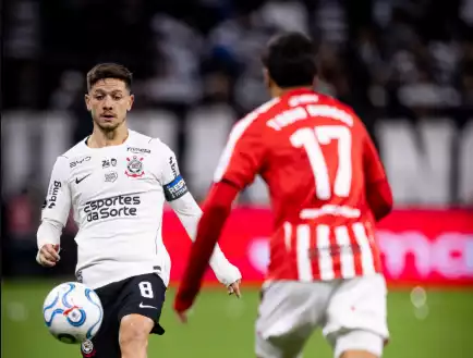 Corinthians perde para o Estudiantes e é eliminado da Libertadores