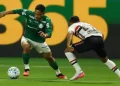 Palmeiras vence o São Paulo e dorme na liderança do Brasileirão