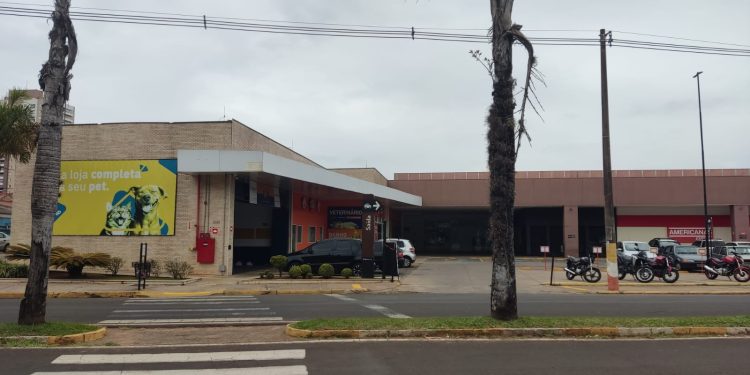EMPREGO *Posto de Atendimento ao Trabalhador divulga vagas de emprego*