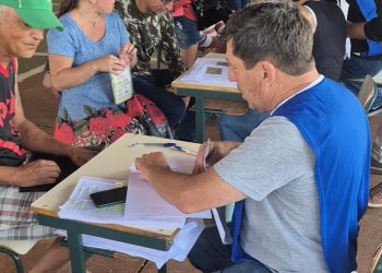 *Moradores da Vila Esperança recebem certificados de regularização fundiária no dia 12*
