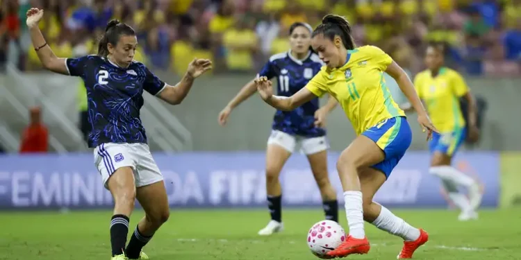Empate com Argentina conclui período de testes na seleção feminina