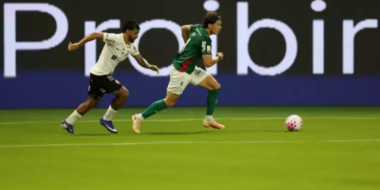 Palmeiras goleia o Corinthians no Nubank Parque