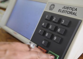ELEIÇÕES EM AVARÉ TRANSCORREM COM POUCAS INTERCORRÊNCIAS; FALTA DE ENERGIA AFETOU ESCOLA DURANTE VOTAÇÃO